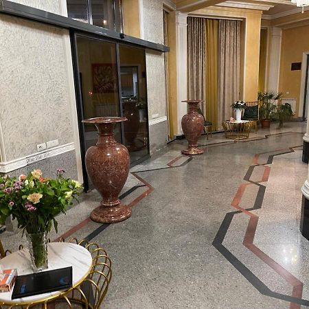 Joy Hotel Єреван Екстер'єр фото