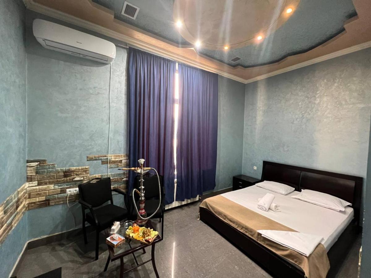 Joy Hotel Єреван Екстер'єр фото